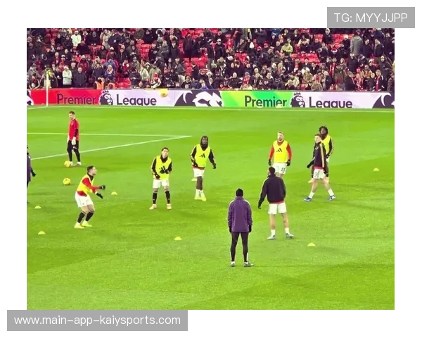 曼联防线亟待加强，曼联引援最新消息